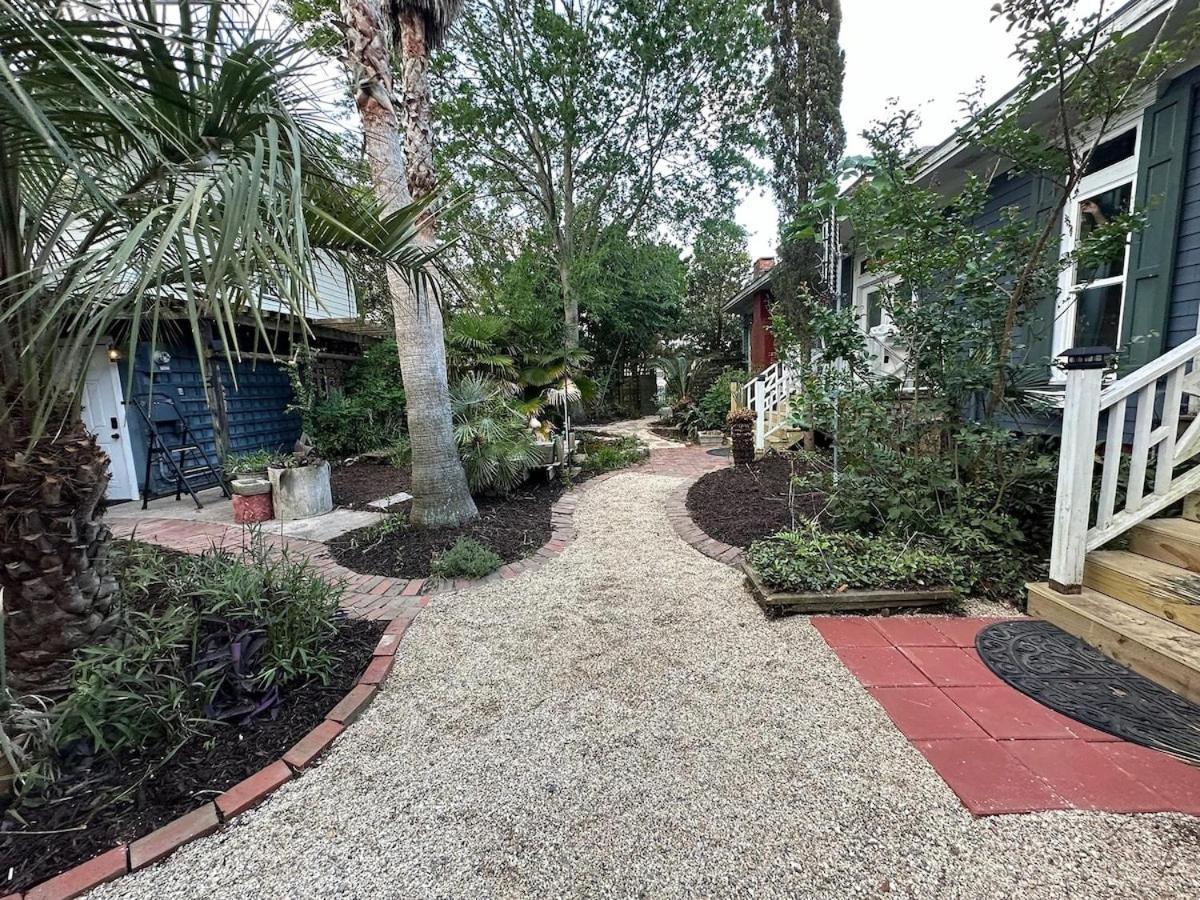 Bare Feet Bungalow -Close To Beach & Dog Friendly Gulfport Dış mekan fotoğraf